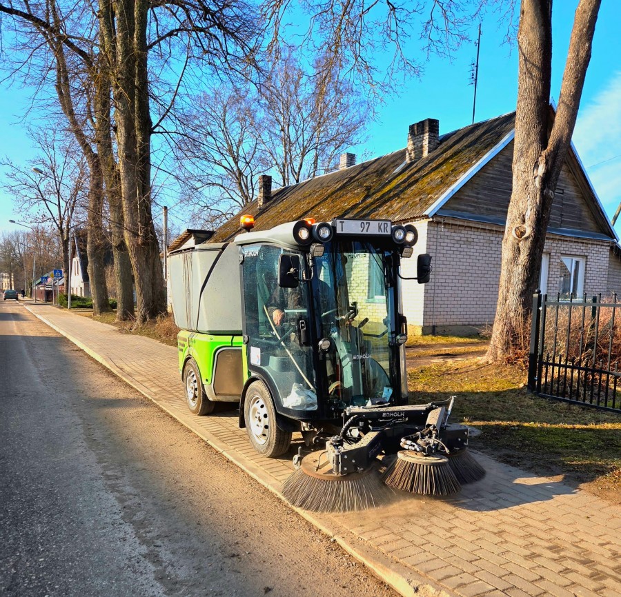 Smilšu novākšana Preiļu pilsētā